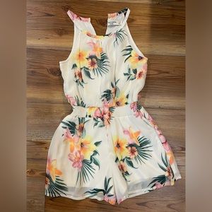 Abercrombie kids romper size 7/8